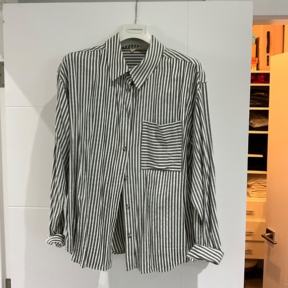 Women’s striped shirt size large — Olive and white stripes - Picture 2 of 6